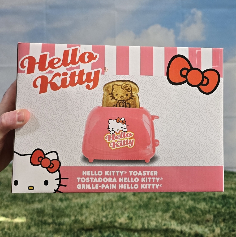 HELLO KITTY | lisenced 2-SLICE COOL TOUCH TOASTER -NWT! IN BOX!